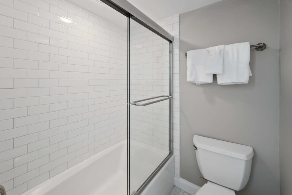 Newly Renovated Condo With Private Balcony! Panama City Beach Buitenkant foto